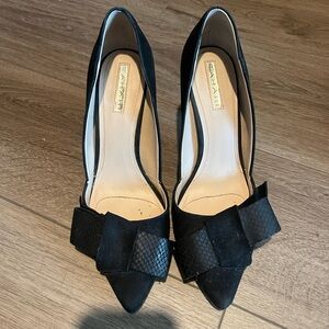Tahari “Betsy” Pump - Size 9.5